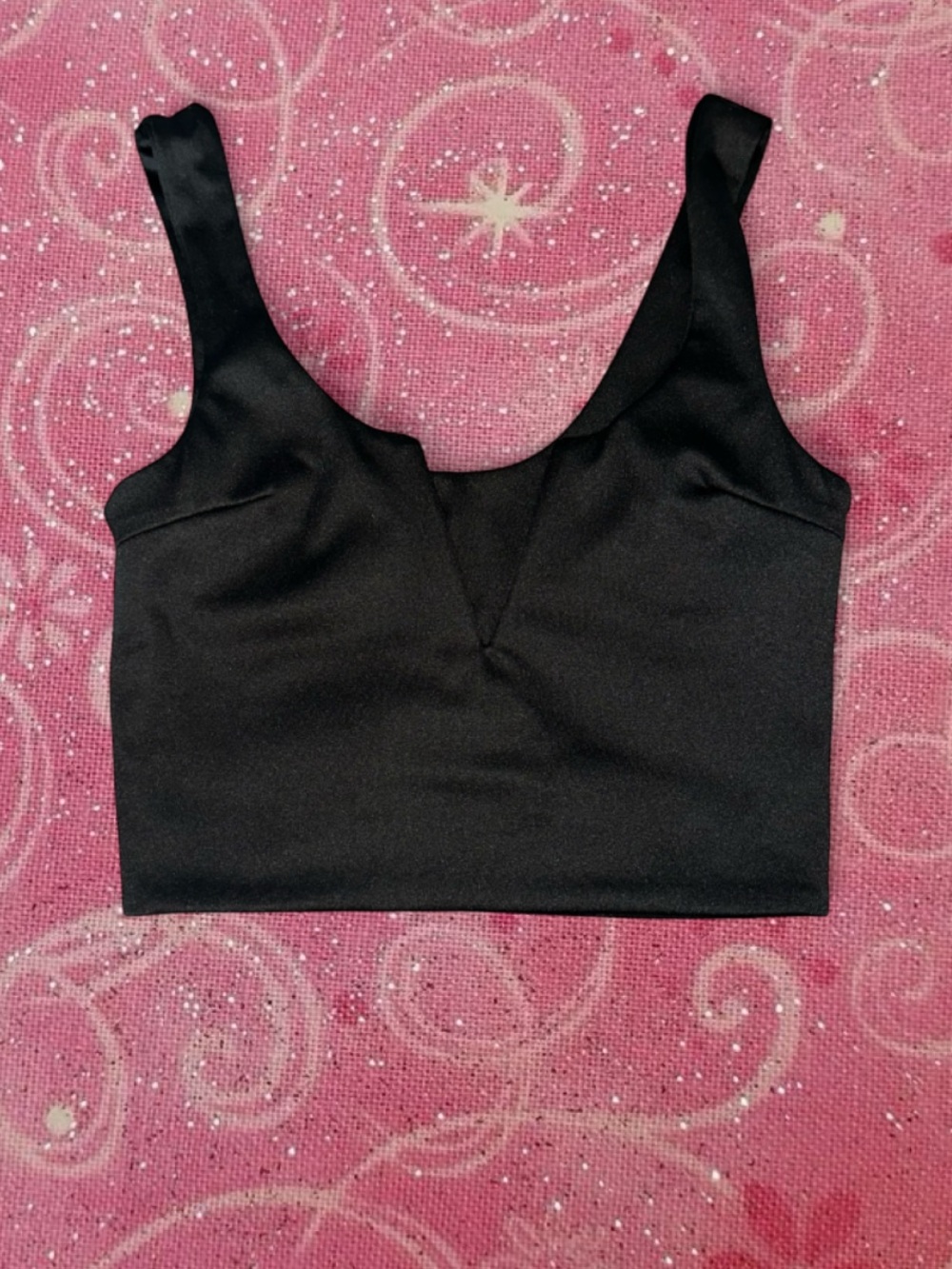 Windsor Black V-Neck Crop Tank